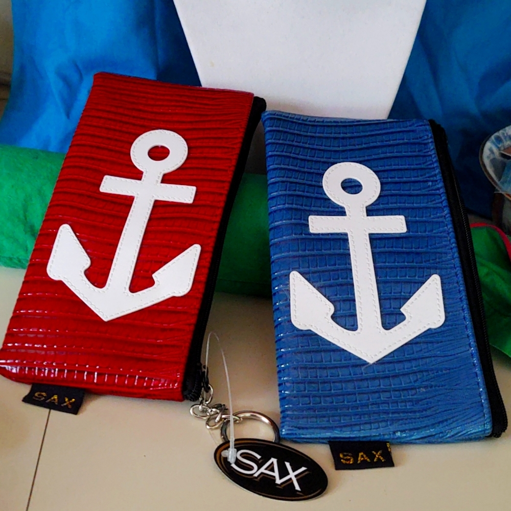 Two zipper pouches for glasses /money/cards